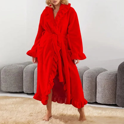 SnuggleEase Luxe Fleece Robe – Long Sleeve Elegance with Pockets